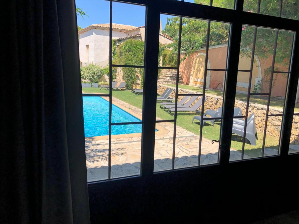 Le Pool House - Private Jacuzzi - Mas Des Sous Bois Hotel Ventabren Kültér fotó