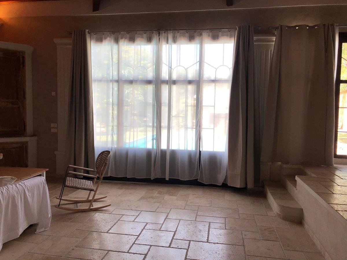 Le Pool House - Private Jacuzzi - Mas Des Sous Bois Hotel Ventabren Kültér fotó