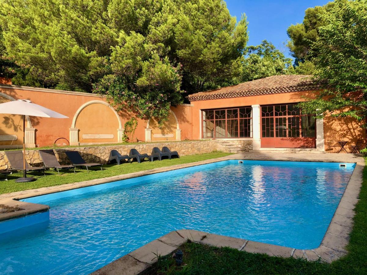 Le Pool House - Private Jacuzzi - Mas Des Sous Bois Hotel Ventabren Kültér fotó