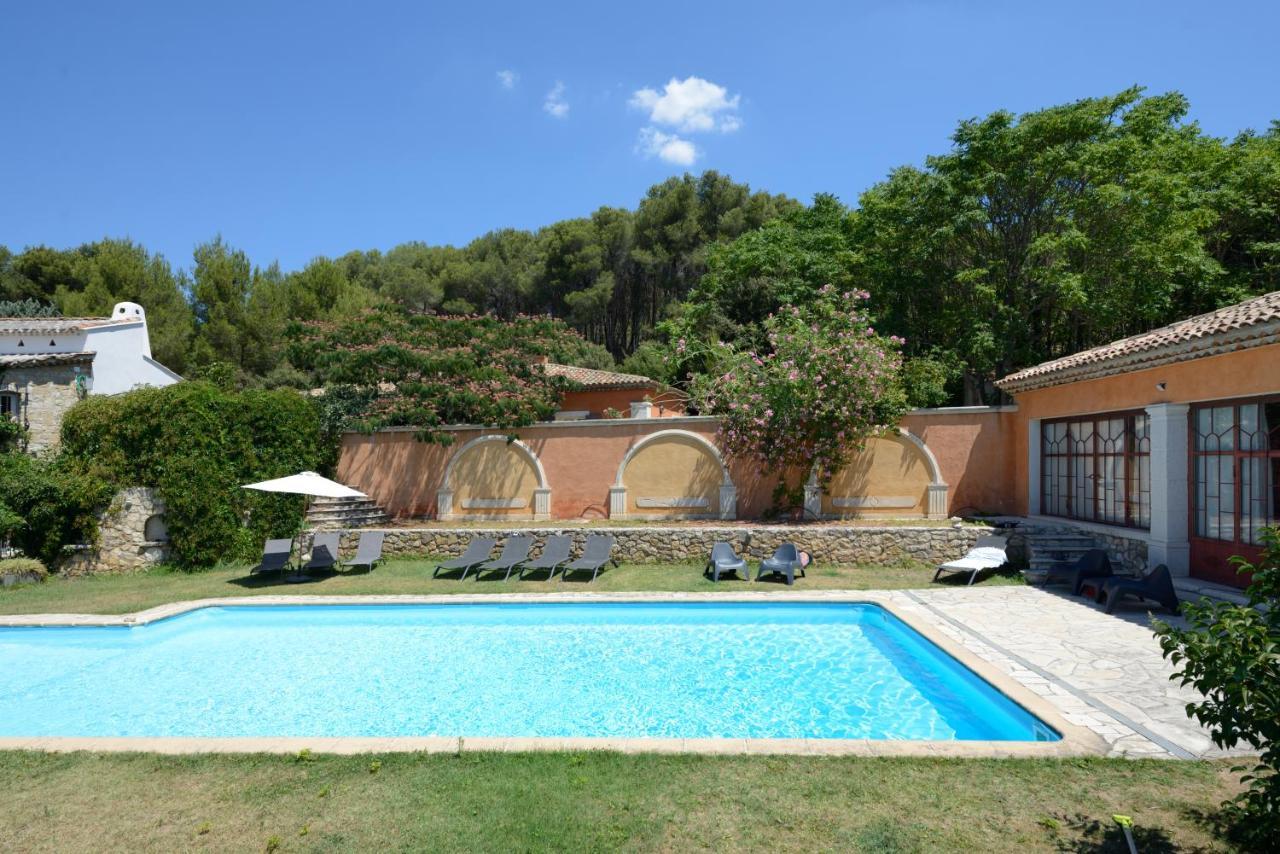 Le Pool House - Private Jacuzzi - Mas Des Sous Bois Hotel Ventabren Kültér fotó