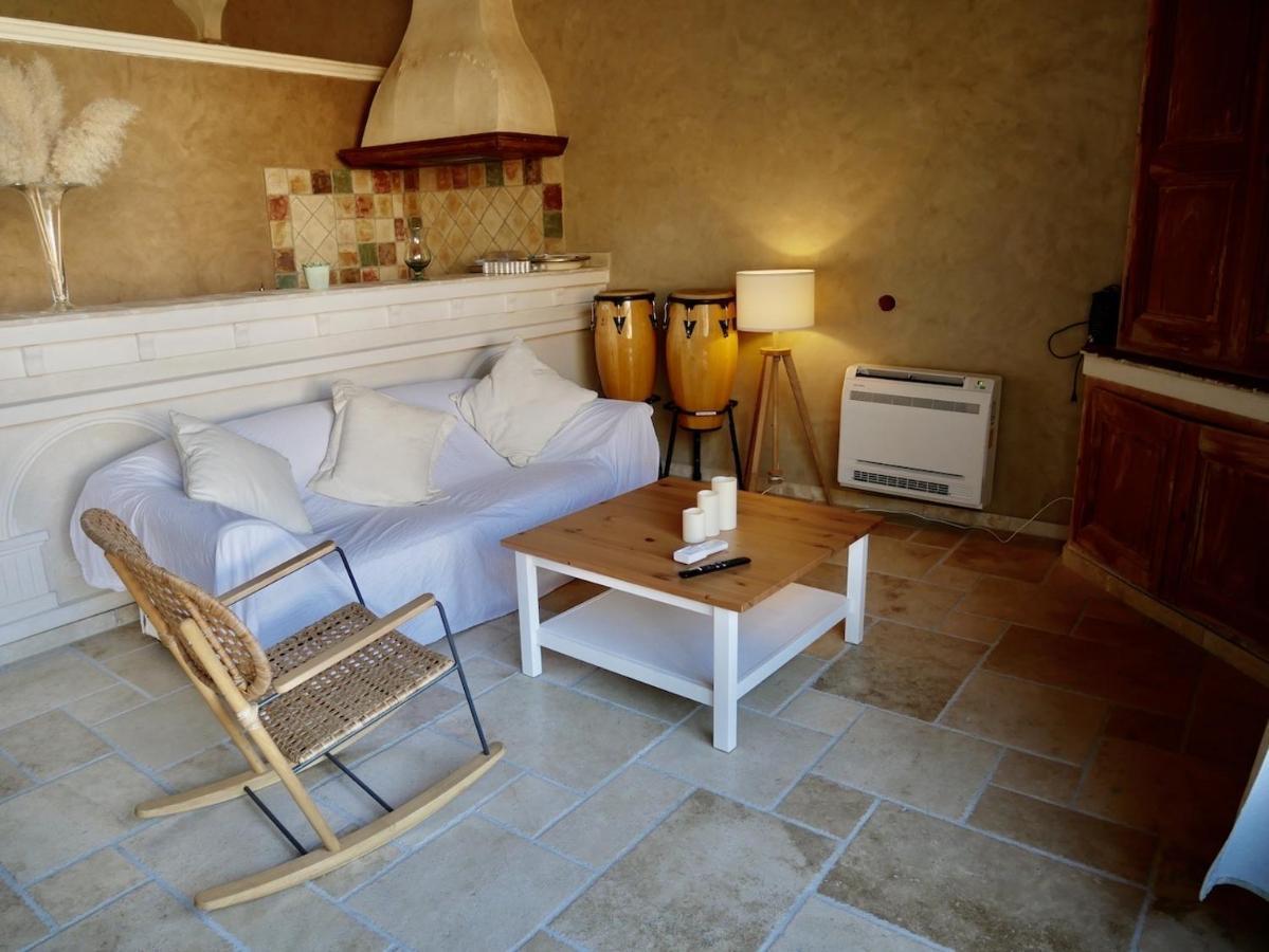 Le Pool House - Private Jacuzzi - Mas Des Sous Bois Hotel Ventabren Kültér fotó